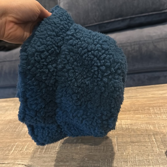 Peggy Gou PFG Faux Fur Bucket Hat Blue - Picture 5 of 5